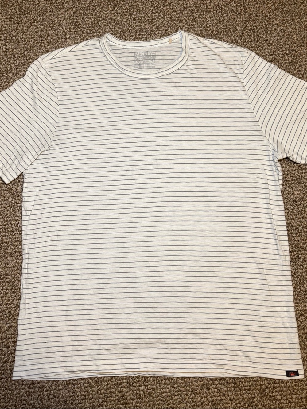 Faherty White Crewneck T‑Shirt with Thin Navy Stripes